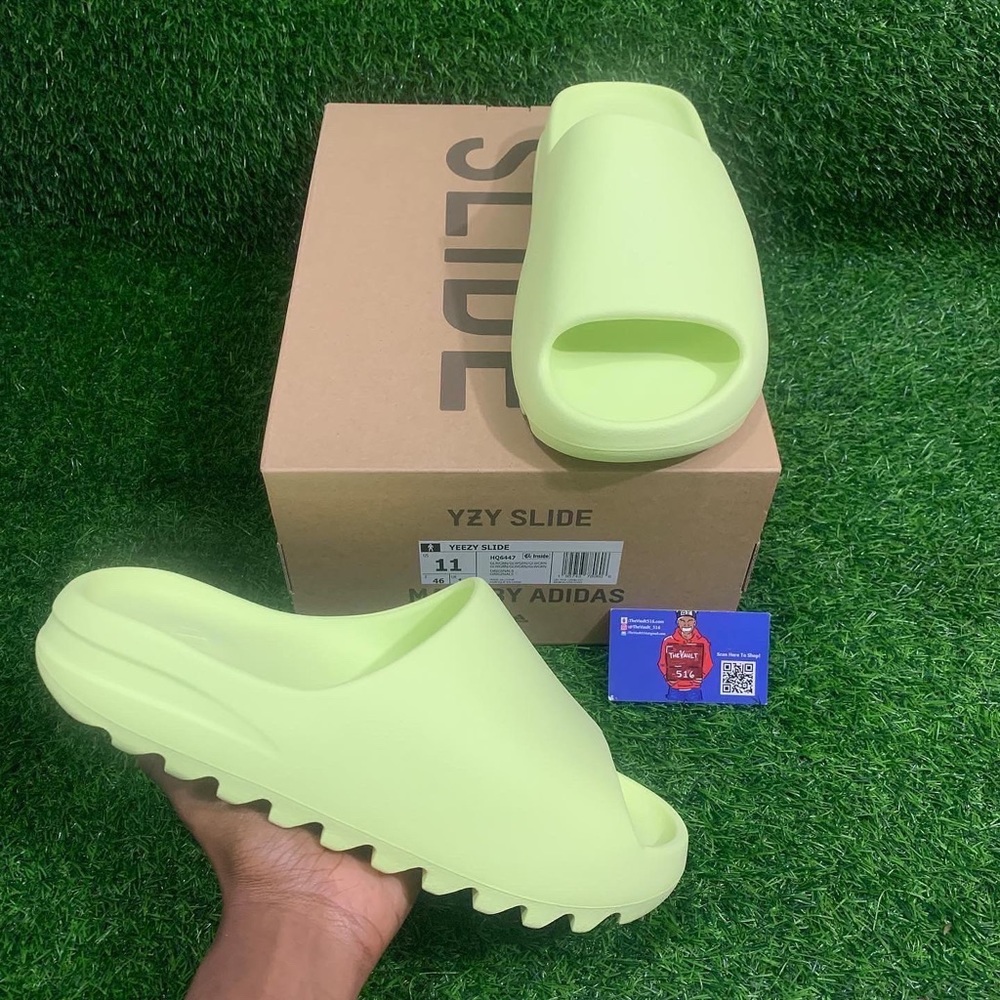2022 adidas Yeezy Slide “Glow Green”